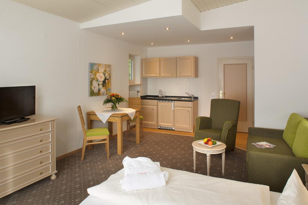 Interest Vitalhotel - Partnerbetrieb Von Oberstaufen Plus Экстерьер фото